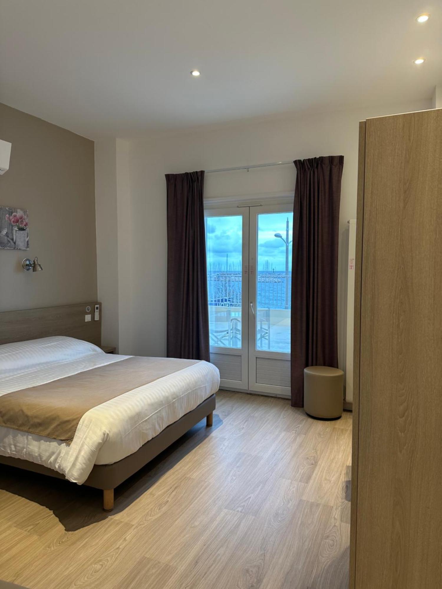 Hotel Beau Rivage Льо Лаванду Екстериор снимка