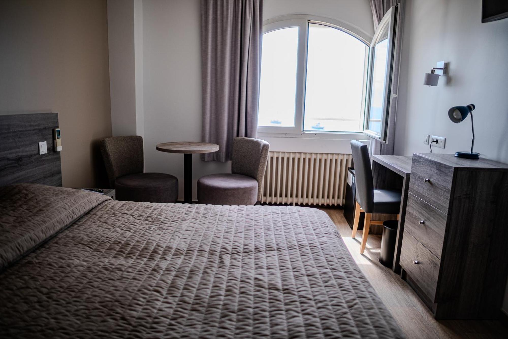 Hotel Beau Rivage Льо Лаванду Екстериор снимка