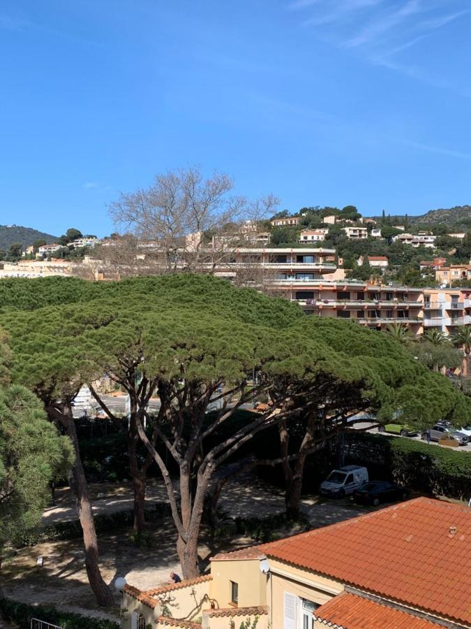 Hotel Beau Rivage Льо Лаванду Екстериор снимка